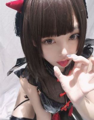 中国AV老熟女_1080P电影完整版在线观看